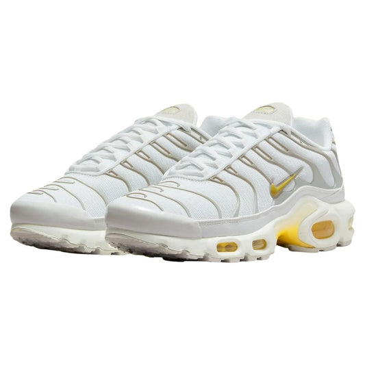 Yellow and white Nike Tn Air Max Plus Celery DV6987-100 Sleektrainers