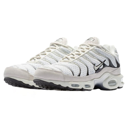 Black and White Nike Tn Air Max Plus Sail Black Men's 898018-100