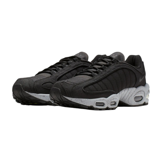 nike-tailwind-sp-black-BV1357-002-front