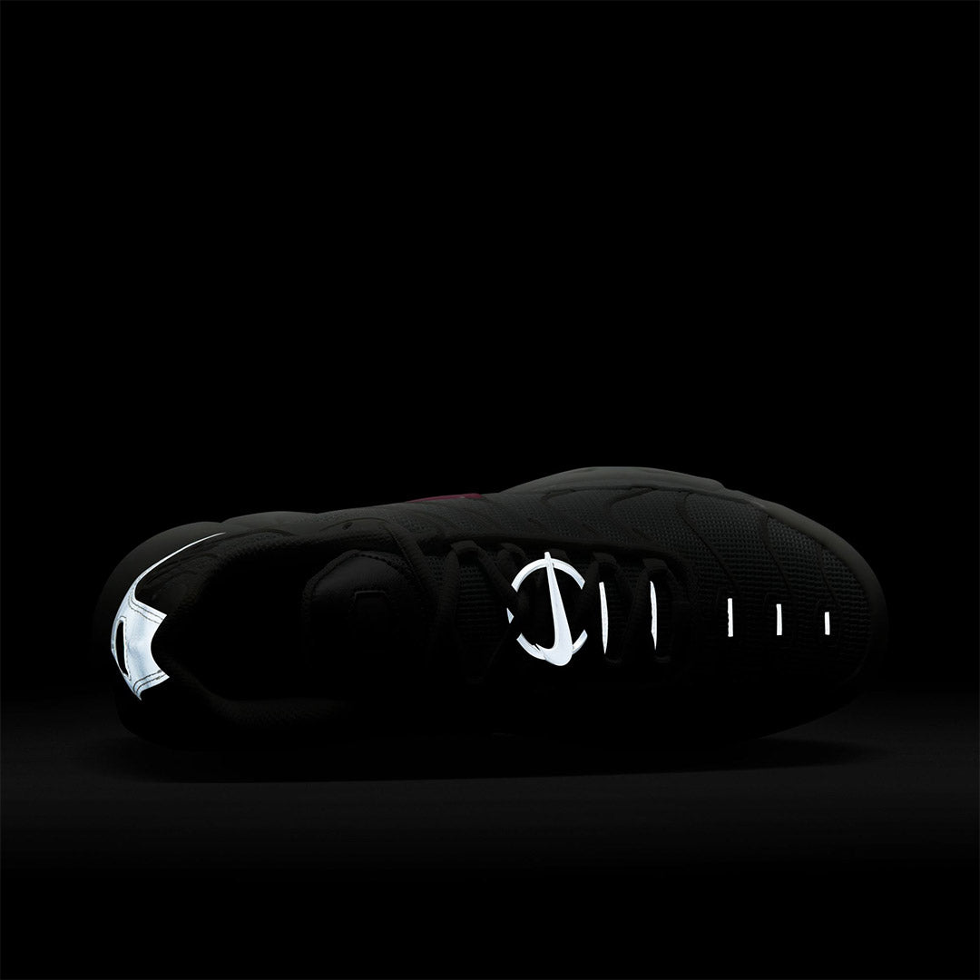 Pink and White Nike Tn Air Max Plus Summit Pink Rise Women's HF0107-100 Sleektrainers