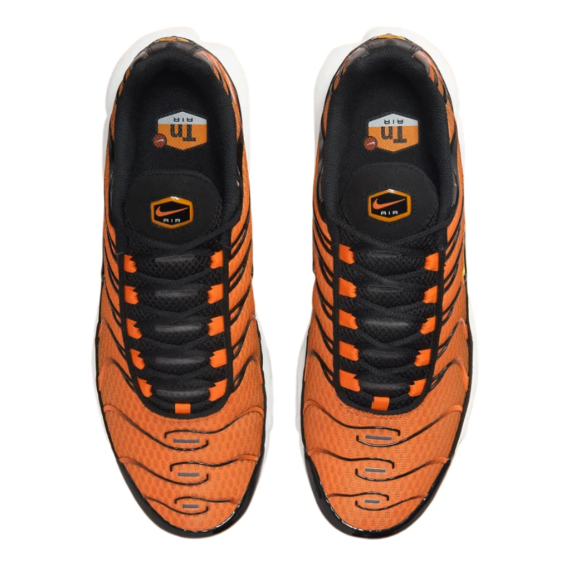 nike-air-max-plus-orange-black-dm0032-800-top