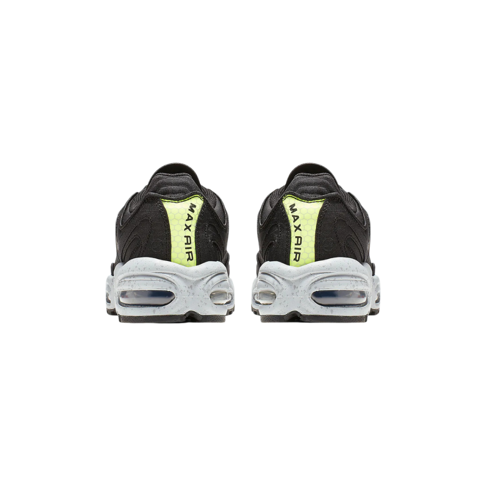 nike-tailwind-sp-black-BV1357-002-back