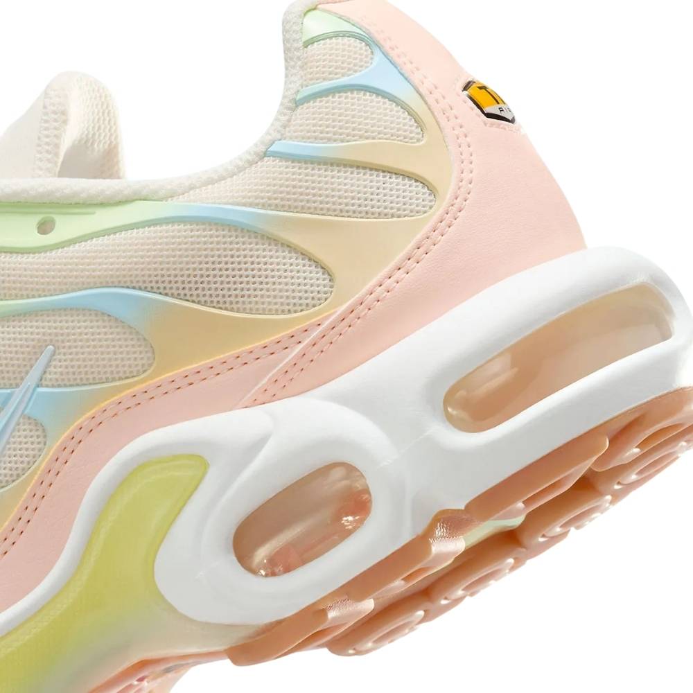 Pink and White Nike Tn Air Max Plus   DZ3671-800 Women's Sleektrainers
