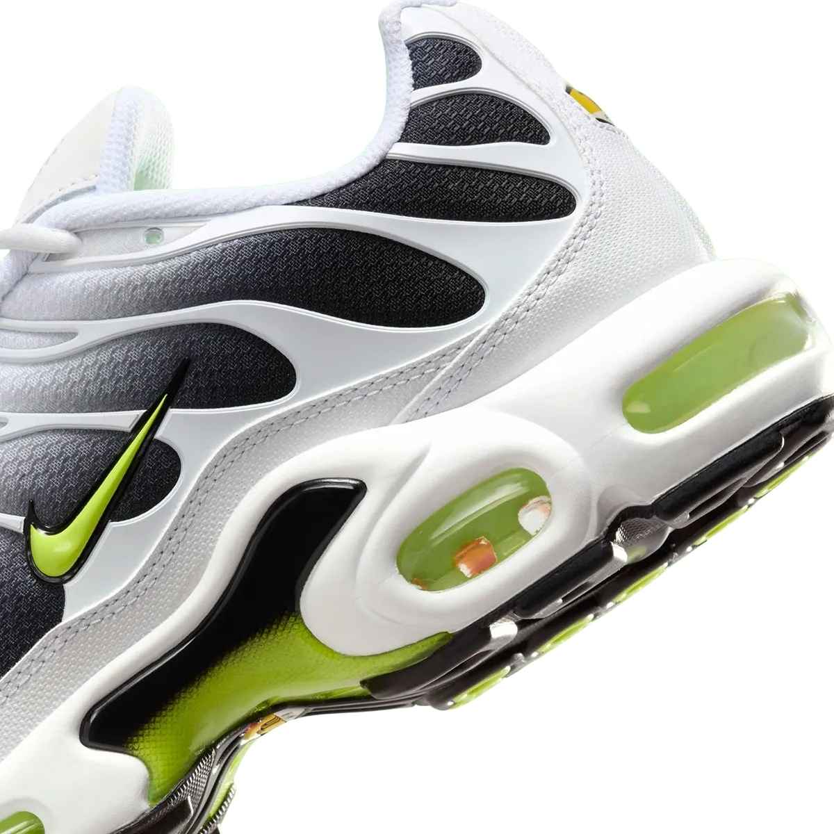 Nike TN Air Max Plus White Black Volt Toxin Men's DM0032-103 Sleektrainers