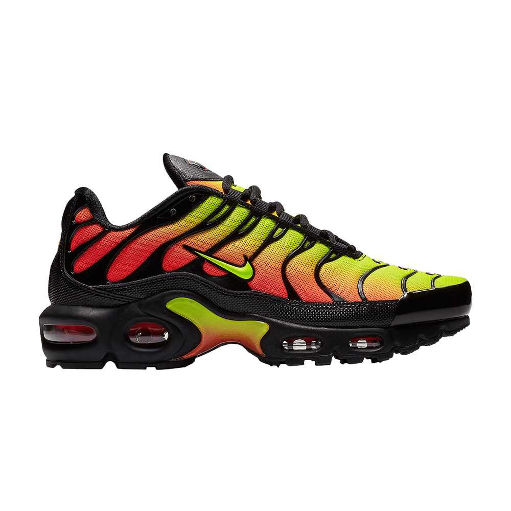 nike tn air max plus volt solar red AQ9979-001 Women's Sleektrainers