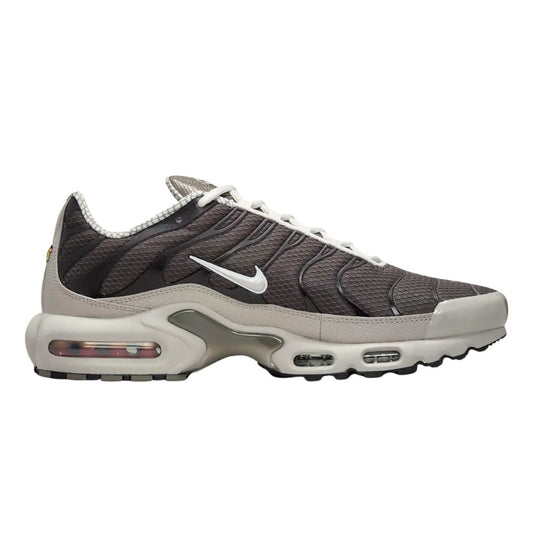 White and Grey Nike TN Air Max Plus Year Of The Snake IB7669-200 Men's Sleektrainers