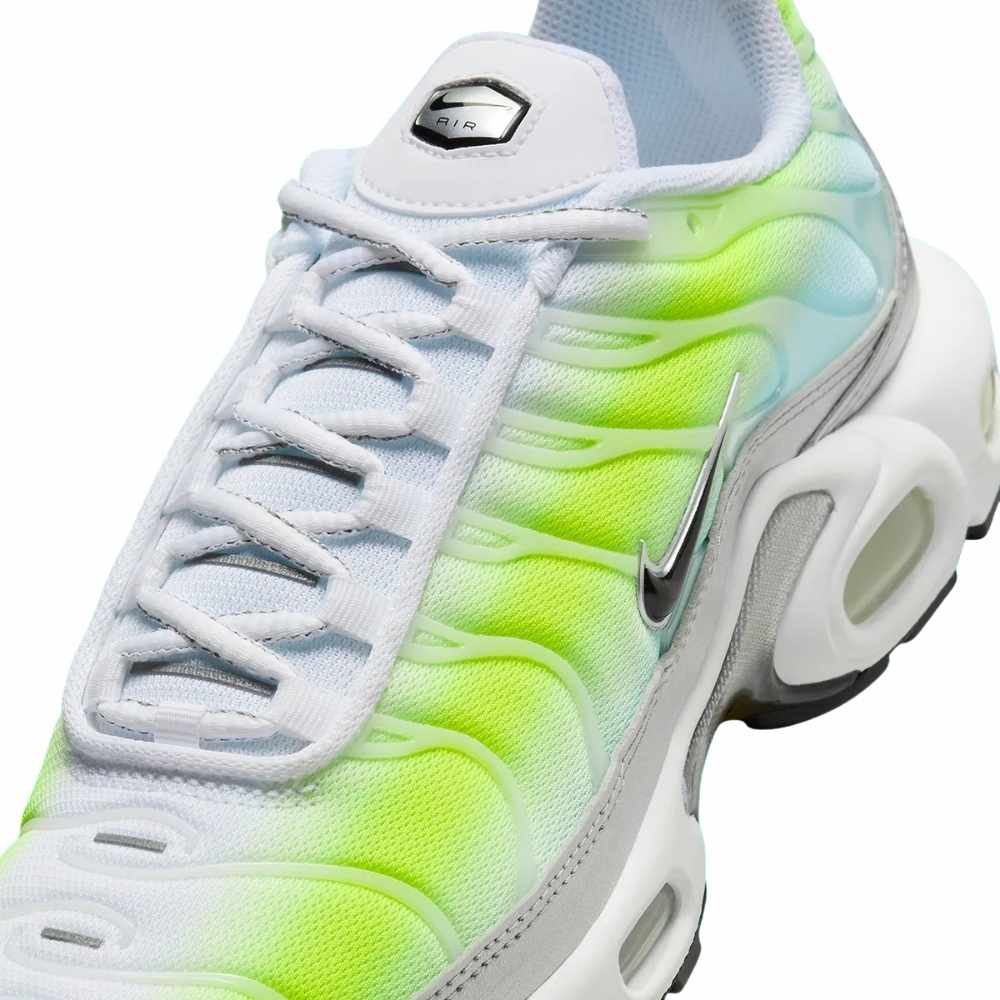 White and Green Nike TN Air Max Plus Cyber Silver Neon HJ9574-100 Sleektrainers